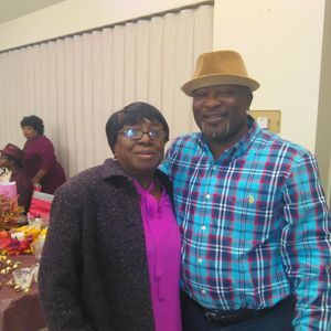 Meet your Posher, Gregory